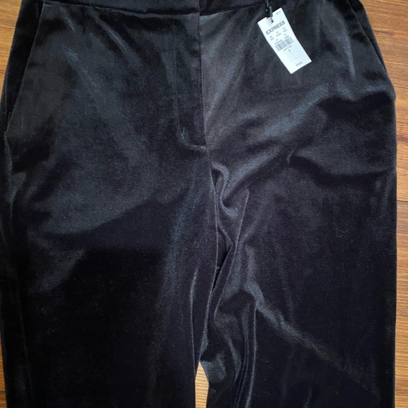 Express Ladies Editor Black Velvet Pants NWT - Picture 3 of 7
